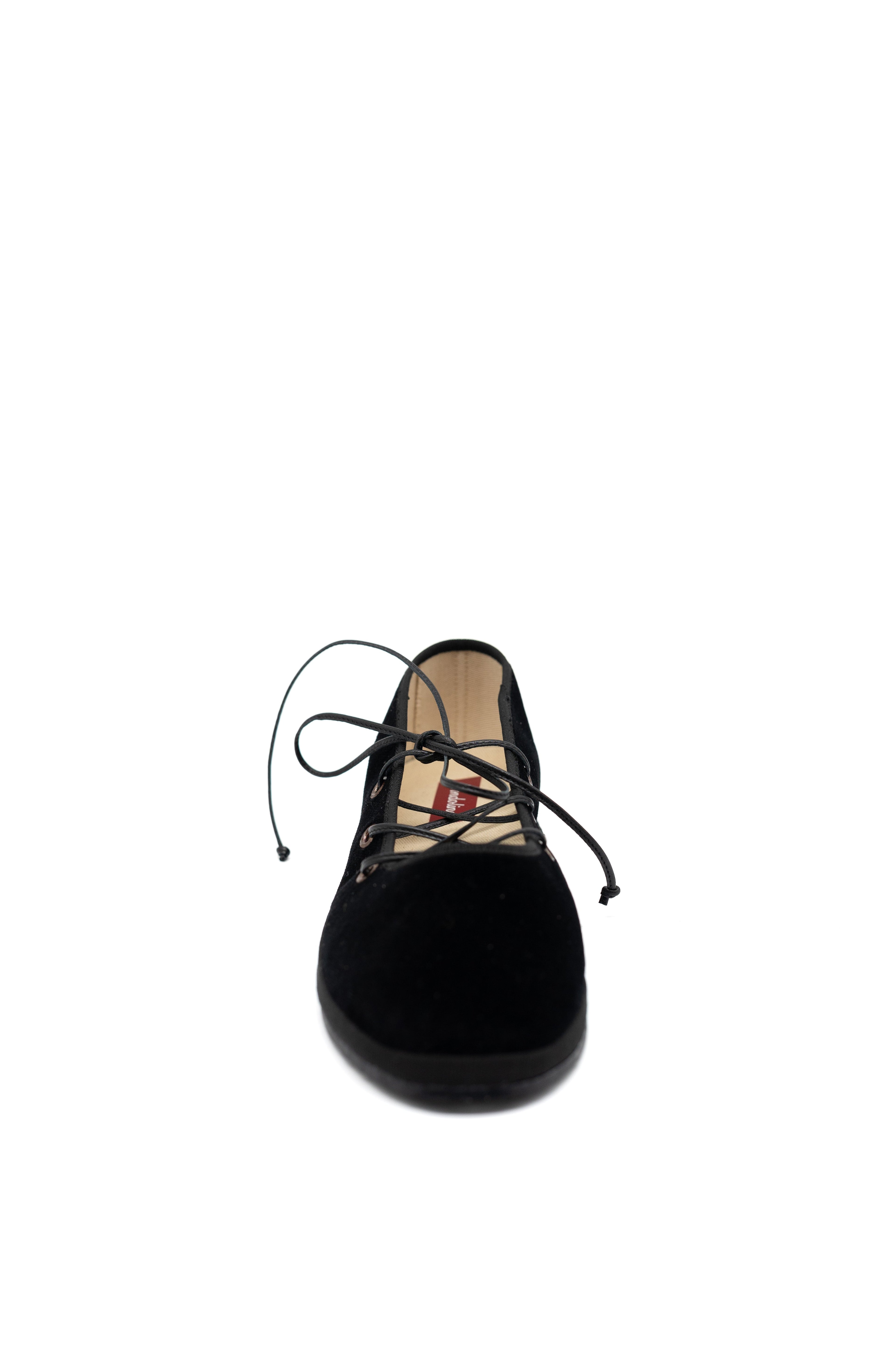 Handcrafted Gondolina Mascareta Ballet Flat in black velvet, featuring authentic Venetian design, Front view