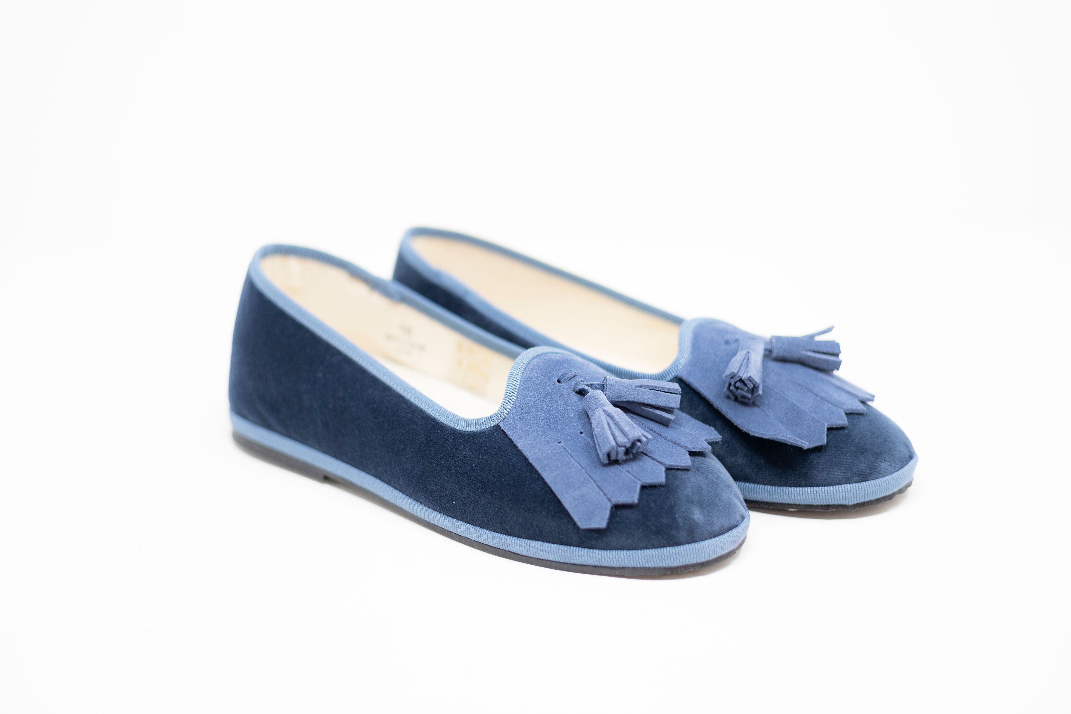 Handcrafted Gondolina Monte Cristallo fringe tassel flats in light blue velvet, featuring authentic Venetian design, close-up