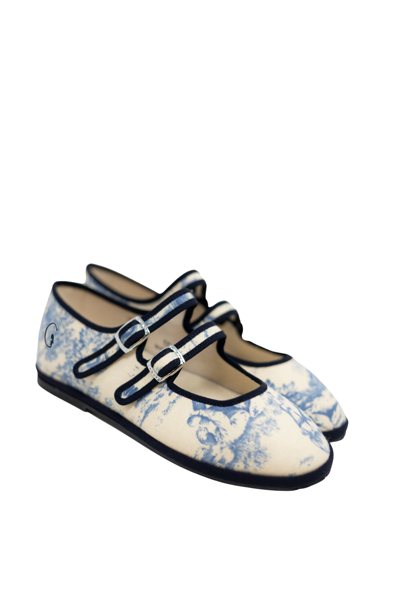 Made in Italy Gondolina Toule de Jouy Matry Jane shoes in blue white cotton, Close-up