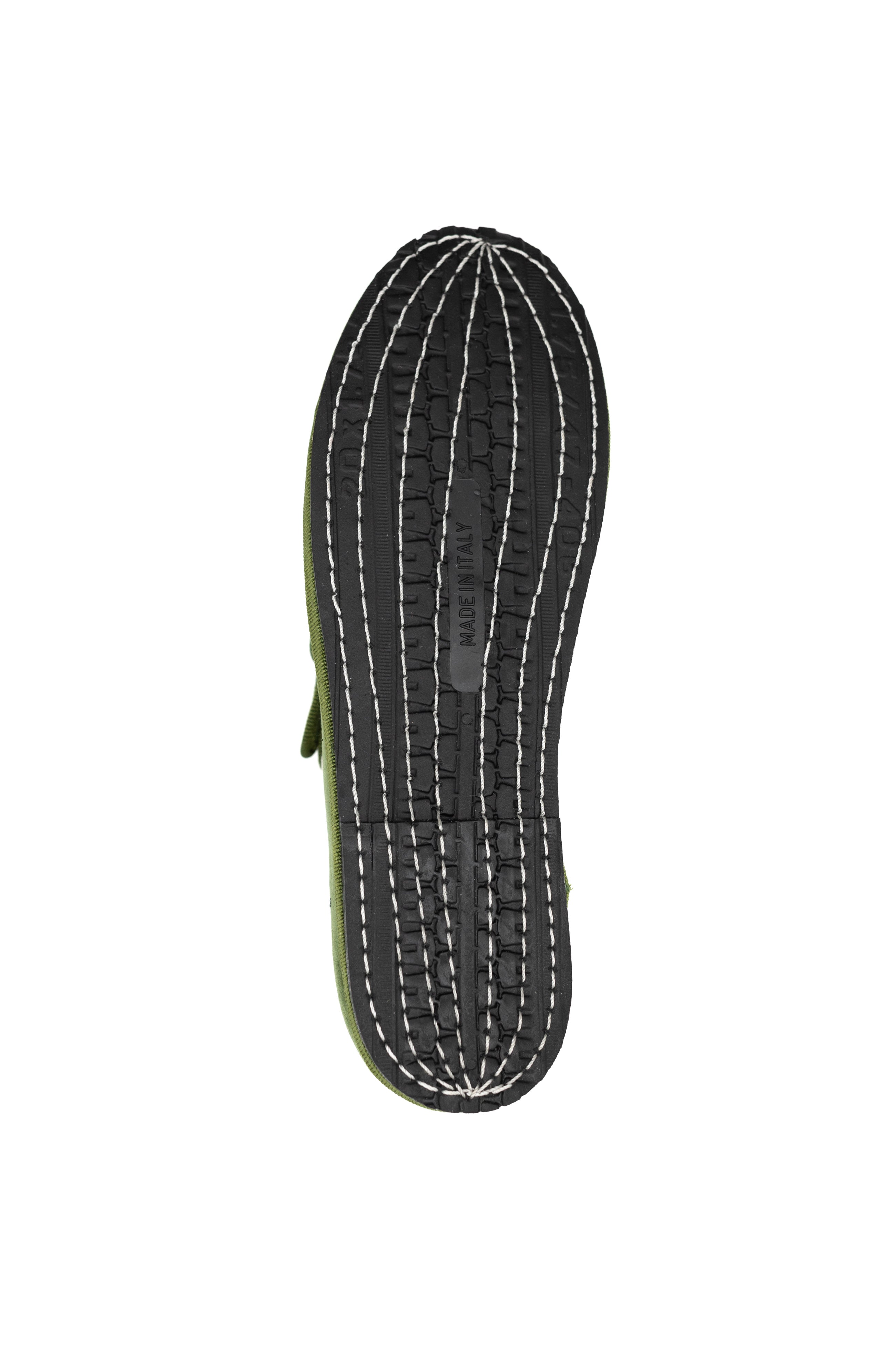 Gondolina Shoes Guglie Mary Jane in light green velvet, sole detail view