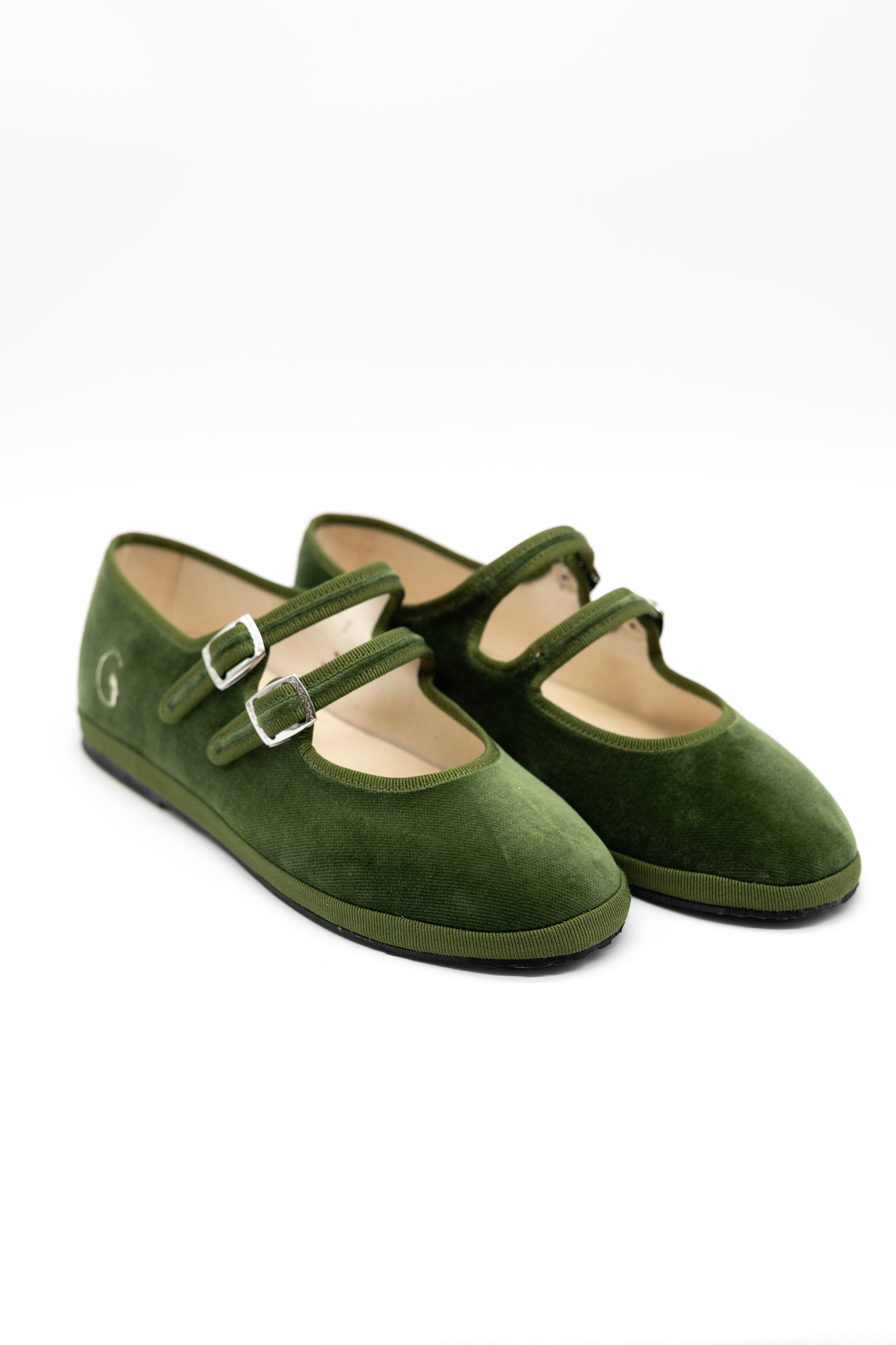 Gondolina Shoes Guglie Mary Jane in light green velvet, product pair view